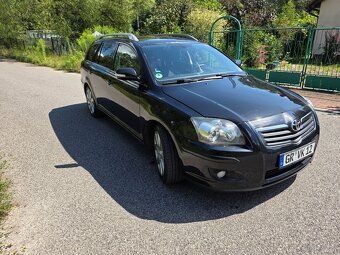 Toyota Avensis 2.2 D-CAT Premium - 3