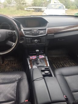Część Mercedes W212 - 3