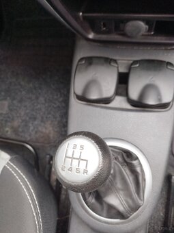 Suzuki SX4 2.0DDIS  rok-2014, 2xklič,navigace - 3