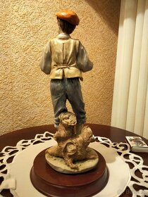 Duża figura Leonardo Chłopiec z owieczką - 3