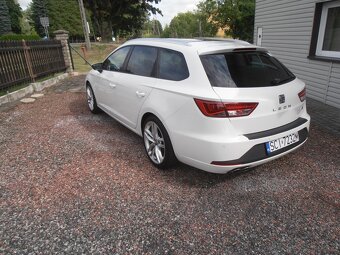 Leon III 1.4 FR PANORAMA NAVI LED - 3