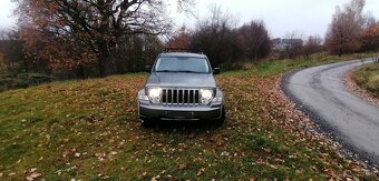 Jeep Cherokee 2.8CRD 200KM - 3