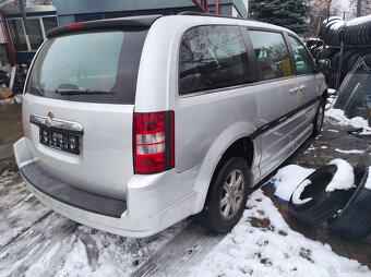 Chrysler Grand Voyager dla niepełnosprawnych - 3