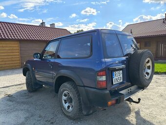 Nissan Patrol Y61 - 3