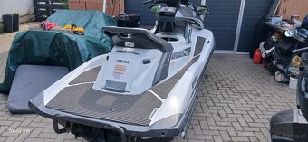 Yamaha FX Waverunner - 3