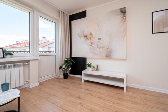 Mieszkanie o powierzchni 38.68m2, balkon, IV p., os. Asnyka - 3