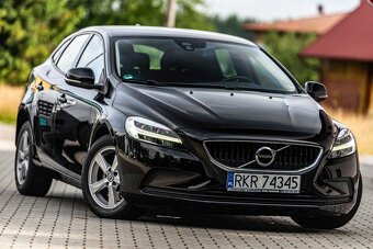VOLVO V40 - 3