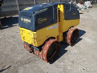 Walec okołkowany Bomag BMP 8500 - 3