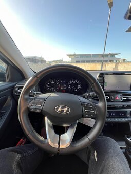 Hyundai i30 1.5 T-GDi CW MHEV 7DCT, Play 2024 - 3