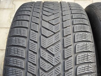 Opony zimowe Pirelli Scorpions Winter 285/45R19 - 3