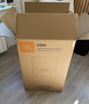 JBL 4349 ( Price: 2700 EUR ) - 3