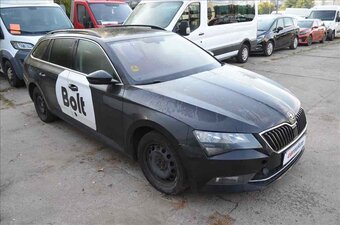 Škoda Superb COMBI III. 1,6 TDI, 2018, 288 tys. km - 3