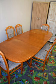 stół rozkładany i sześć krzeseł - jak nowy - 3