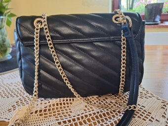 Czarna torebka damska pikowana - 3