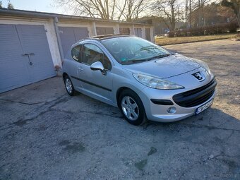 Peugeot 207 1.4 benzyna - 3