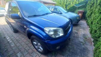 Toyota rav 4 2004...2.0 vvti - 3