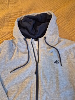 Męska ocieplana bluza z kapturem 4F - Nowa - 3