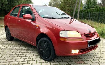 Sprzedam bardzo ładnego Daewoo kalos 2004 rok bardzo ładny - 3