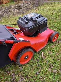 Dolmar Makita kosiarka z napędem i koszem - 3