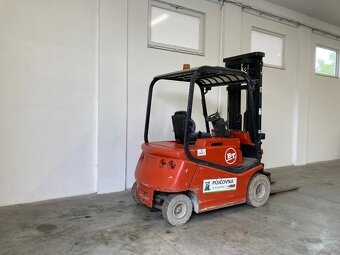 Sprzedaję używany wózek widłowy BT C4E 250 V (01000) - 3