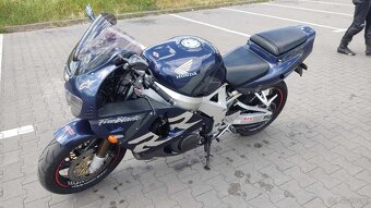 HONDA CBR 900RR SC28 1995r - 3