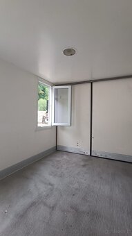 Kontener magazynowy / kontener samochodowy / Magazyn / K180 - 3