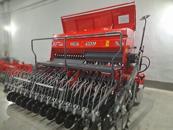 Siewnik nabudowany talerzowy - 3