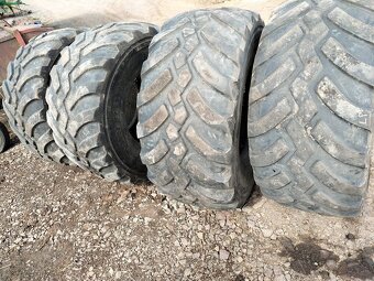 Opony 600/60R22.5 - 3