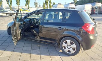 Kia Ceed 2.0 crdi Optimum - 3