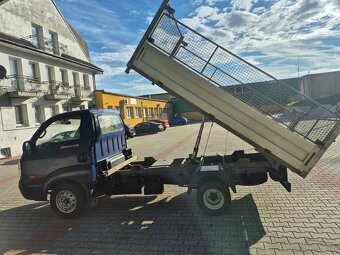 SAMOCHÓD CIĘŻAROWY KIA - 3
