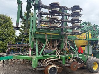Siewnik Zbozowy John Deere 750A szerokość robocza 6m rok 2 - 3