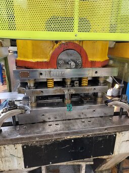 VSS LE 250 P - Prasa Mimośrodowa powyżej 100 T - 3