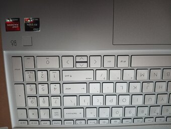 Sprzedam Laptop hp pavilion Windows 11 Home pamięć RAM 16 - 3