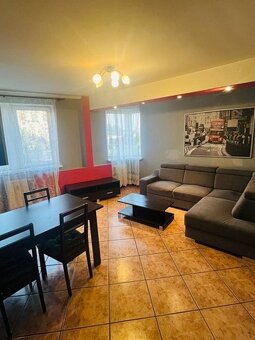 Mieszkanie o powierzchni 63m2, balkon, III piętro,Podmiejska - 3