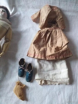 Antyczna lalka do renowacji. Znak firmowy do identyfikacji. - 3