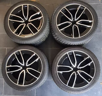 Komplet kół AMG 22 cale GLE V167, felga z 5 podwójnymi ramio - 3