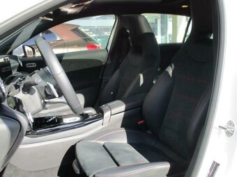 Mercedes-Benz A 35 AMG 4M Pano,Ambi-Bel.,Navi,Multibeam - 3