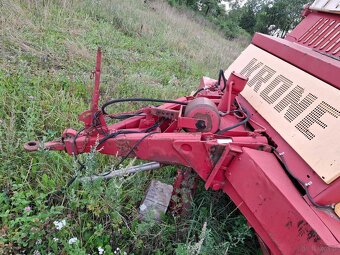 Przyczepa samozbierająca KRONE - 3