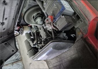 Syndyk sprzeda wózek widłowy - 3