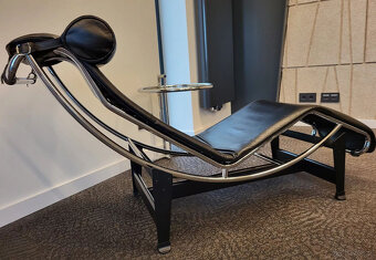 Le Corbusier, CASSINA, LC4, leżanka, skóra, czarna, bardzo d - 3