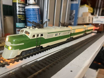 Wagon silnikowy Märklin ST 800, zielono-beżowy Żebra dachow - 3