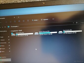 LENOVO V15-ADA WINDOWS 11 4GB 256GB SSD RADEON IDEAŁ 15.6' - 3