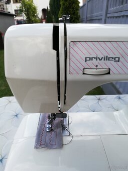 Sprzedam niemiecką nową elektryczną maszynę do szycia. - 3
