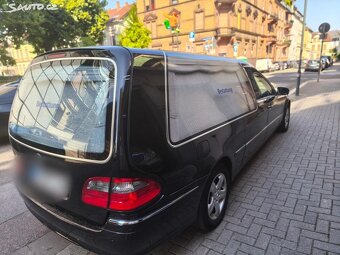 Mercedes-Benz Třídy E SAMOCHÓD POGRZEBOWY 1.Maj. - 3
