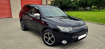 Outlander III 2.0 benzyna + Ev 4x4 Automat Led Xsenon Zamian - 3