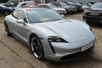 Porsche Taycan 4S - 3