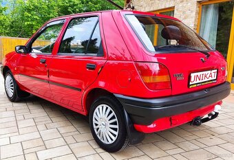 Ford Fiesta jako nová - 3