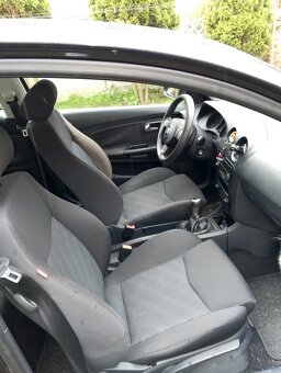 Sprzedam Seat Ibiza 1.4 16V - 3