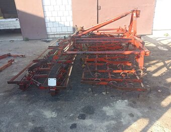 Agregat uprawowy kultywator z podwójnymi wałkami Becker hydr - 3