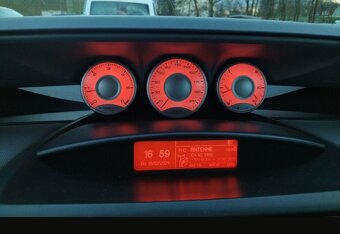Sprzedam Peugeot 807 2.2hdi - 3